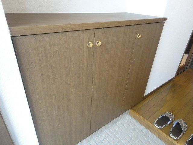 フォルテ２１の玄関