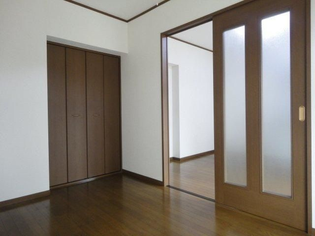 フォルテ２１の居間・リビング
