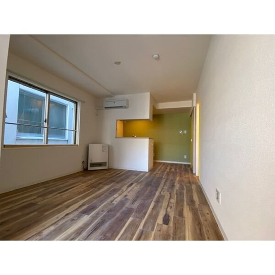 【居間・リビング】Four Stream Residence南6条
