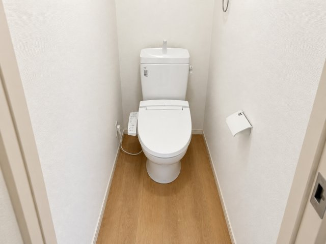 戸建 宇治市大久保町上ノ山のトイレ|１Fトイレ