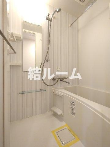 板橋区板橋４丁目の賃貸マンションの浴室