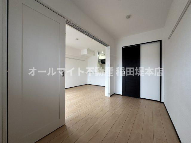 川崎市多摩区堰３丁目の賃貸マンションの居間・リビング