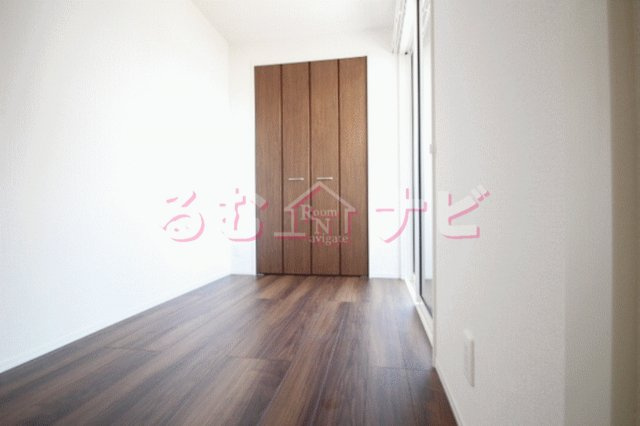 福岡市南区長丘１丁目のアパートの居間・リビング