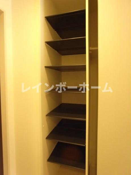 リブリ・アライの収納
