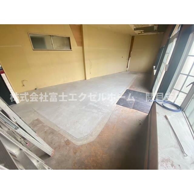 東郷通３丁目店舗の内装