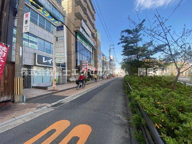 寝屋川市東大利町の店舗一部の周辺