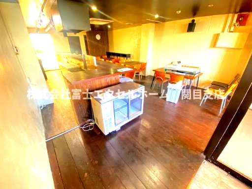 寝屋川市東大利町の店舗一部の内装