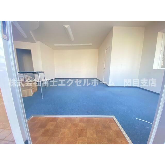 AP萱島ビルの内装