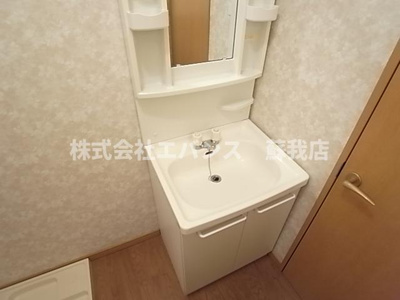 【洗面所】 | ピースコート | コンパクトで使いやすい洗面所