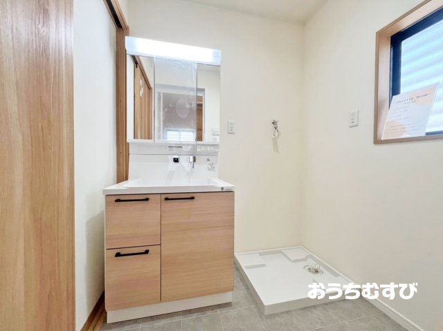 尾張旭市庄南町４丁目の独立洗面台