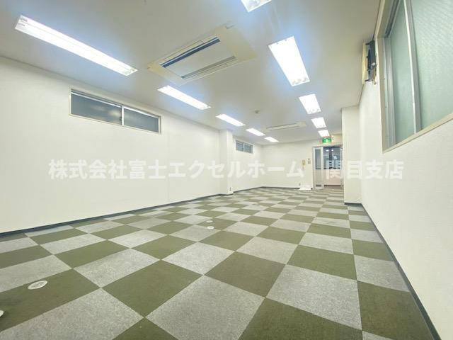 大阪市北区天神橋２丁目の店舗事務所の内装