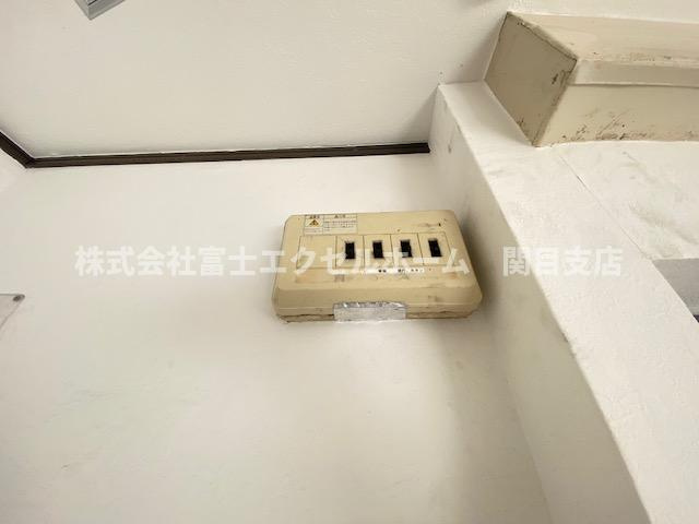 ひびき寝屋川ハイツ1階路面の設備