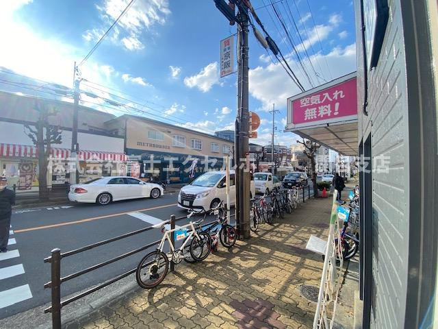ひびき寝屋川ハイツ1階路面の周辺
