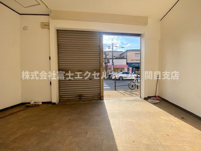 ひびき寝屋川ハイツ1階路面の内装