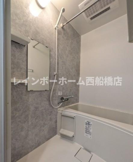 アーバングレース行徳の浴室