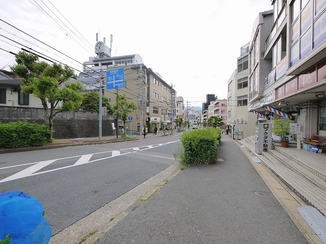 トミオコートの駐車場