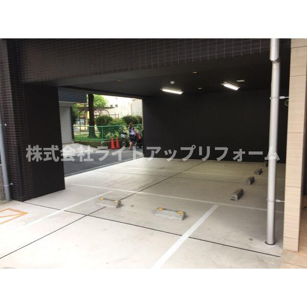 JPレジデンス神戸の駐車場