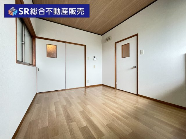 上四条町中古戸建のキッチン|ゆとりのあるダイニングキッチンスペースです！