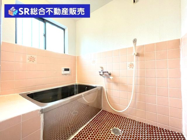 上四条町中古戸建の浴室|日々の疲れを癒す空間です！