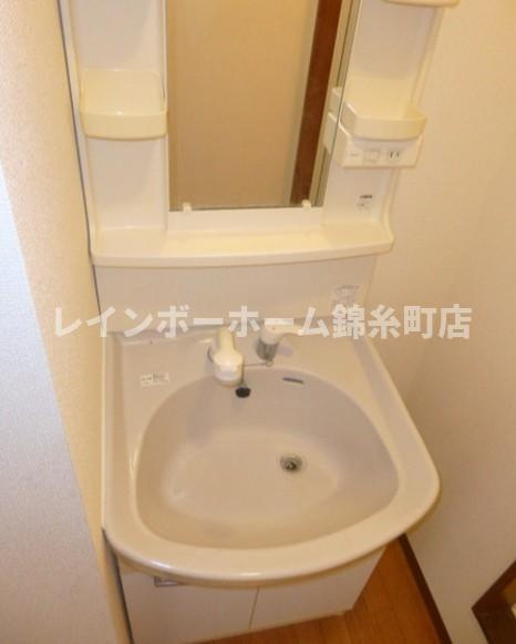 パークリバー平井の独立洗面台