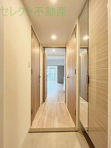 CREST TAPP大曽根Ⅱの玄関|※反転タイプ写真