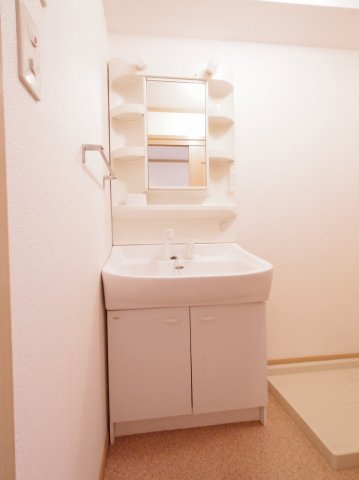 カーサプレッソの洗面所|※他号室写真です