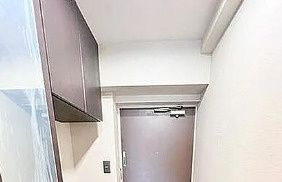 東海文京マンションの玄関
