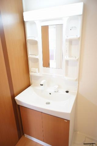 コーポ　吉塚の洗面所|洗髪洗面化粧台