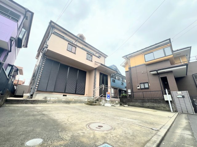 武蔵村山市残堀５丁目　全１棟　中古戸建の駐車場