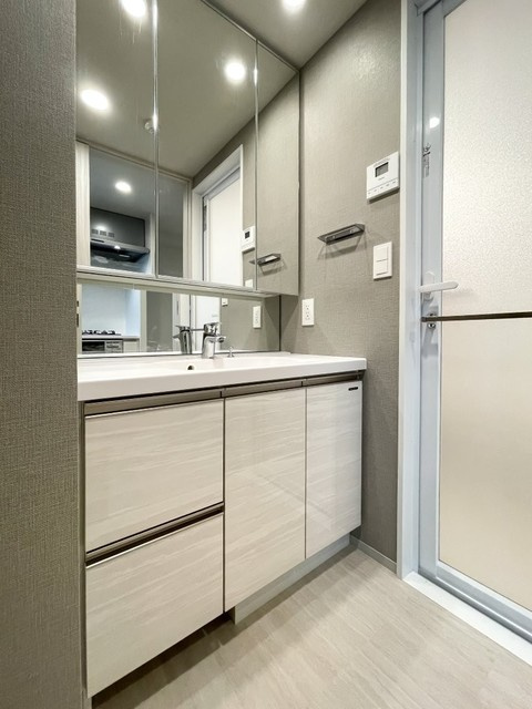 ロイヤルパークス有明の洗面所|※写真は同タイプ住戸です。