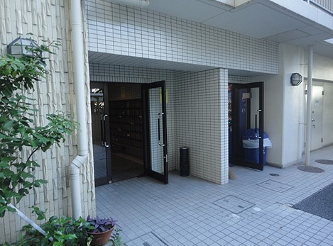 【エントランス】 | カーネ西早稲田