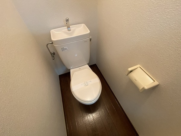 ロイヤル行徳のトイレ