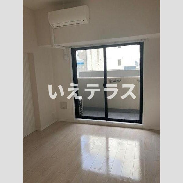 S-RESIDENCE神戸元町の居間・リビング