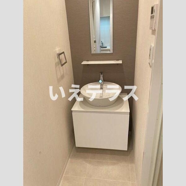 S-RESIDENCE神戸元町の独立洗面台