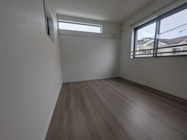 大谷北貸家戸建てB棟の居間・リビング