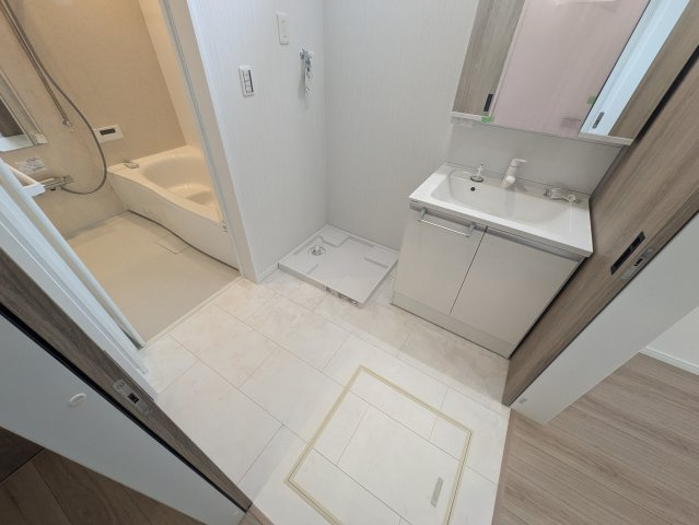 大谷北貸家戸建てB棟の洗面所