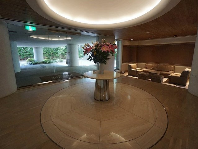 【エントランス】 | 芦花公園プレスティージュ