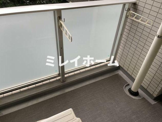 ル・リオン大鳥居のバルコニー|同建物内、別のお部屋の参考写真になります。