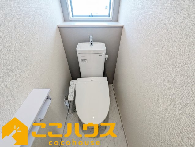 読谷村比謝　リーブルガーデン　新築戸建て　全2棟　2号棟のトイレ|高機能トイレ
