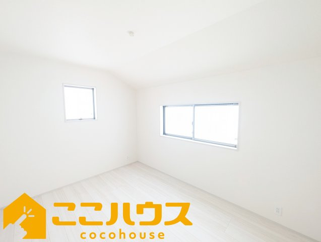 読谷村比謝　リーブルガーデン　新築戸建て　全2棟　2号棟の洋室|洋室6帖
