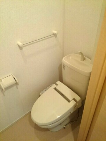 ラフテルのトイレ|コンパクトで使いやすいトイレです