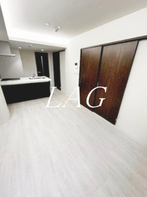【居間・リビング】 | サカエ　レジデンス | 洋室のお部屋です。