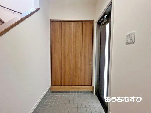 名東区上菅２丁目の玄関