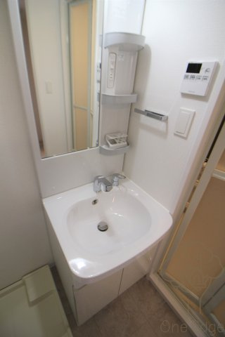 S-RESIDENCE福島grandeの独立洗面台