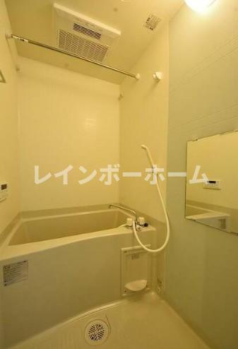 GLADⅠ京成小岩の浴室|別部屋参照