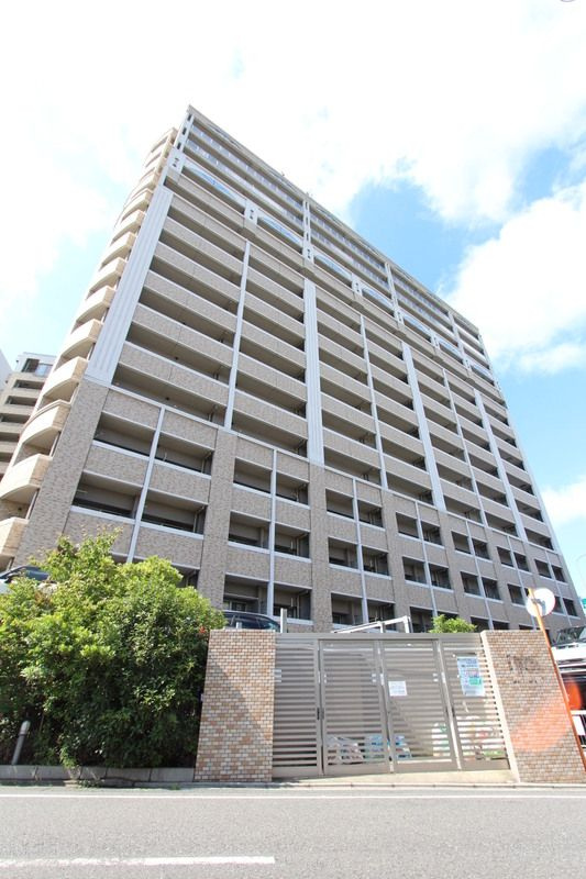 リード大手町の外観