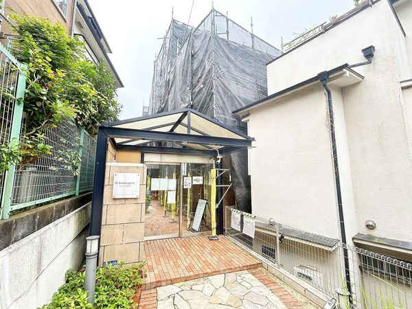 アイディ西馬込のエントランス|「西馬込」駅徒歩６分！平成１９年築・オートロック＆宅配ボックス付きマンション、アイディ西馬込は即日現地案内可能となっておりますので、お気軽にお問い合わせください！