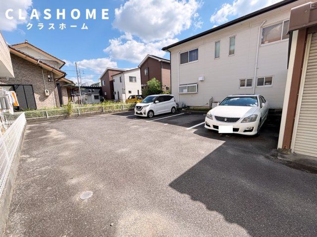 フレッドペリー　　刈谷市近郊の賃貸はクラスホーム刈谷店の駐車場