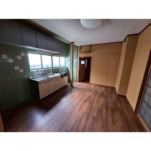 豊中市庄内西町５丁目の店舗事務所