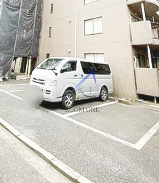 ブルームライフ横浜生麦の駐車場|駐車場です。